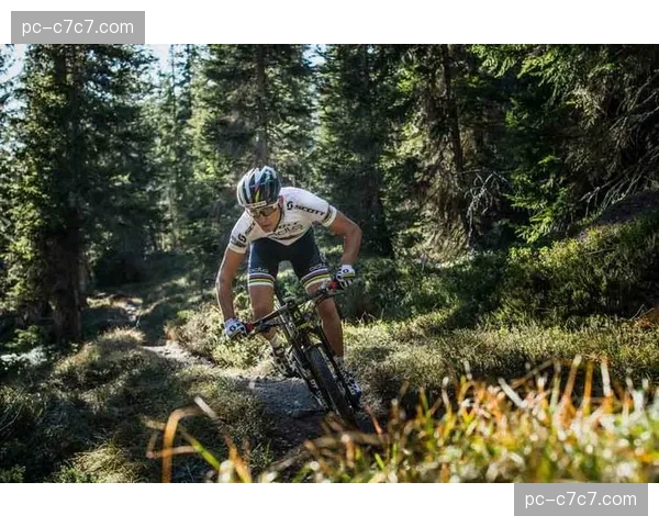 世界第一舍夫勒与球童Ted Scott续约至2028年底